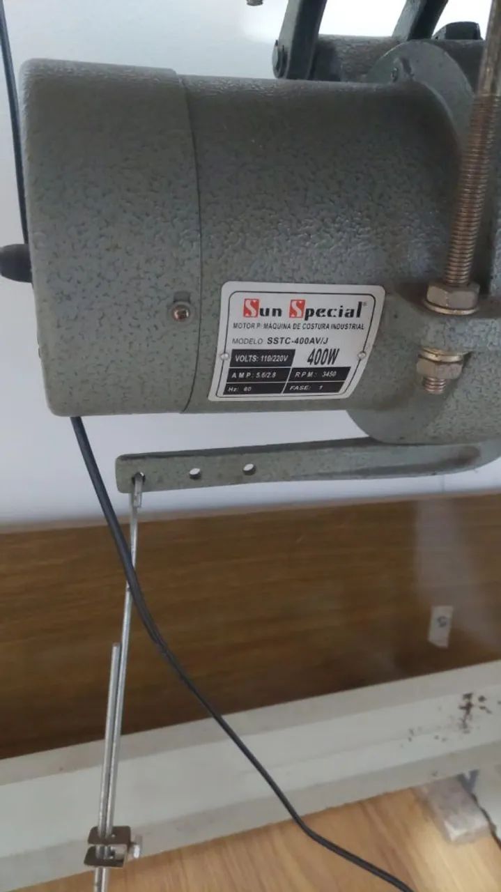 Maquina de costura industrial 