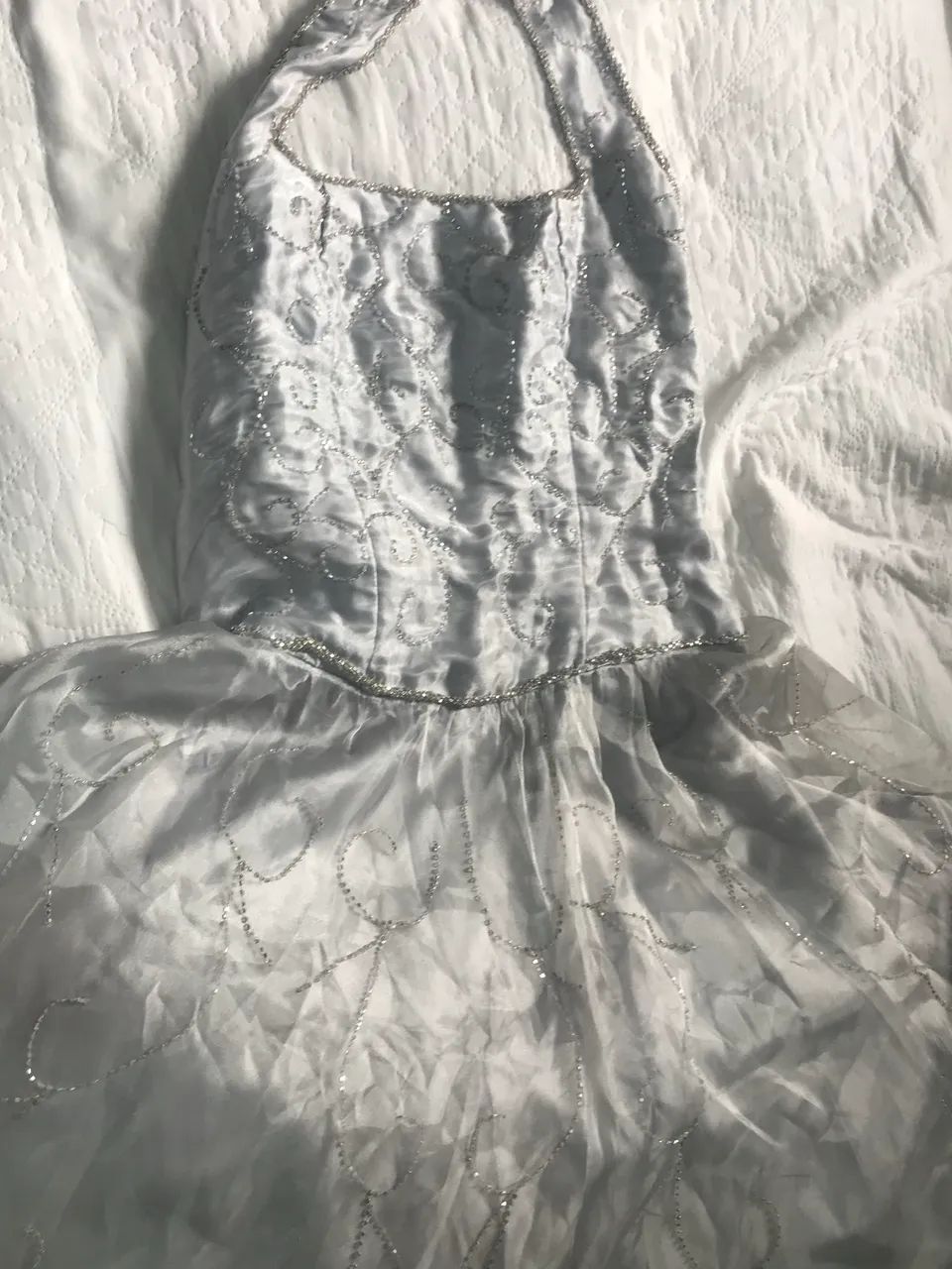 Vendo vestido cinza prata - Foto 4