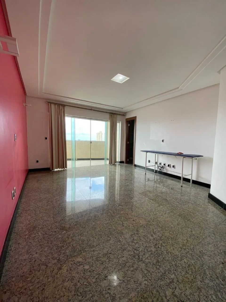 Apto, 280m², 4 suítes, 4 vgs no Ed. Village Maximum  - Foto 4