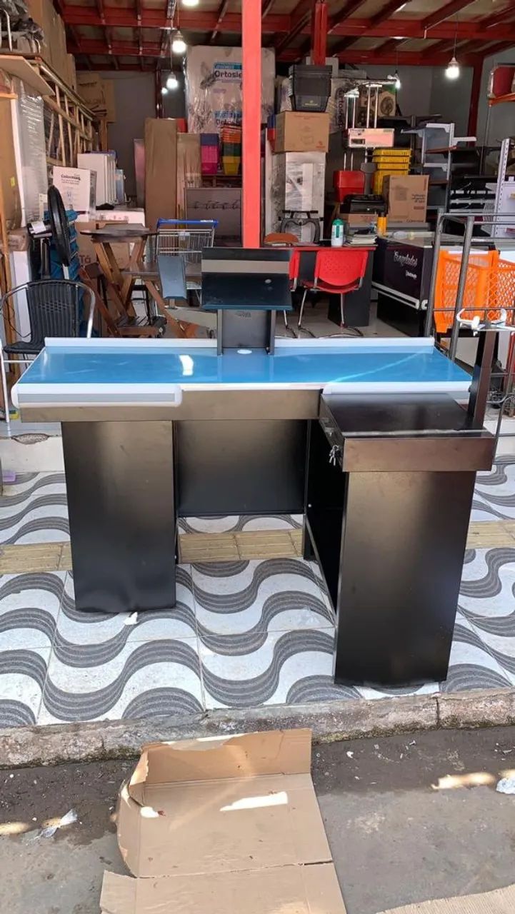 Caixa de supermercado com design moderno