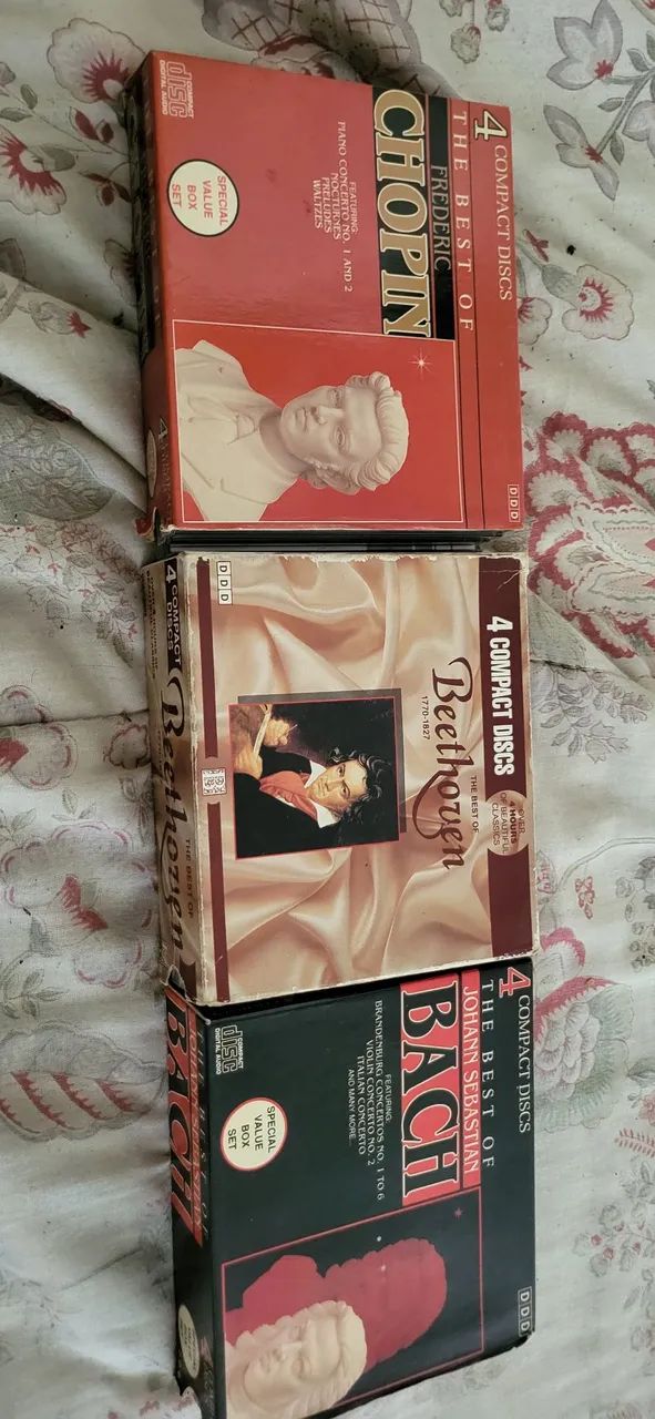 Três boxs de músicas clássicas Bach. Beethoven. Chopin From Canada 