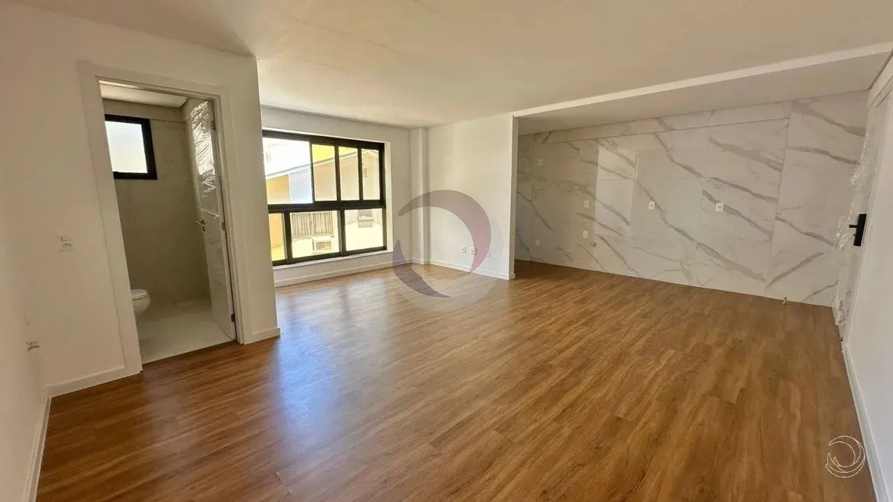 Studio para locação no Saco dos Limões.