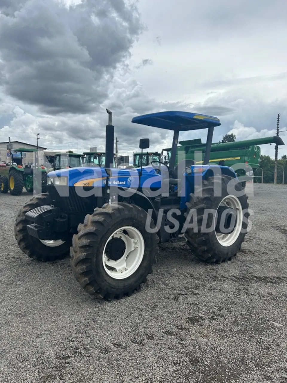 Trator New Holland 7630