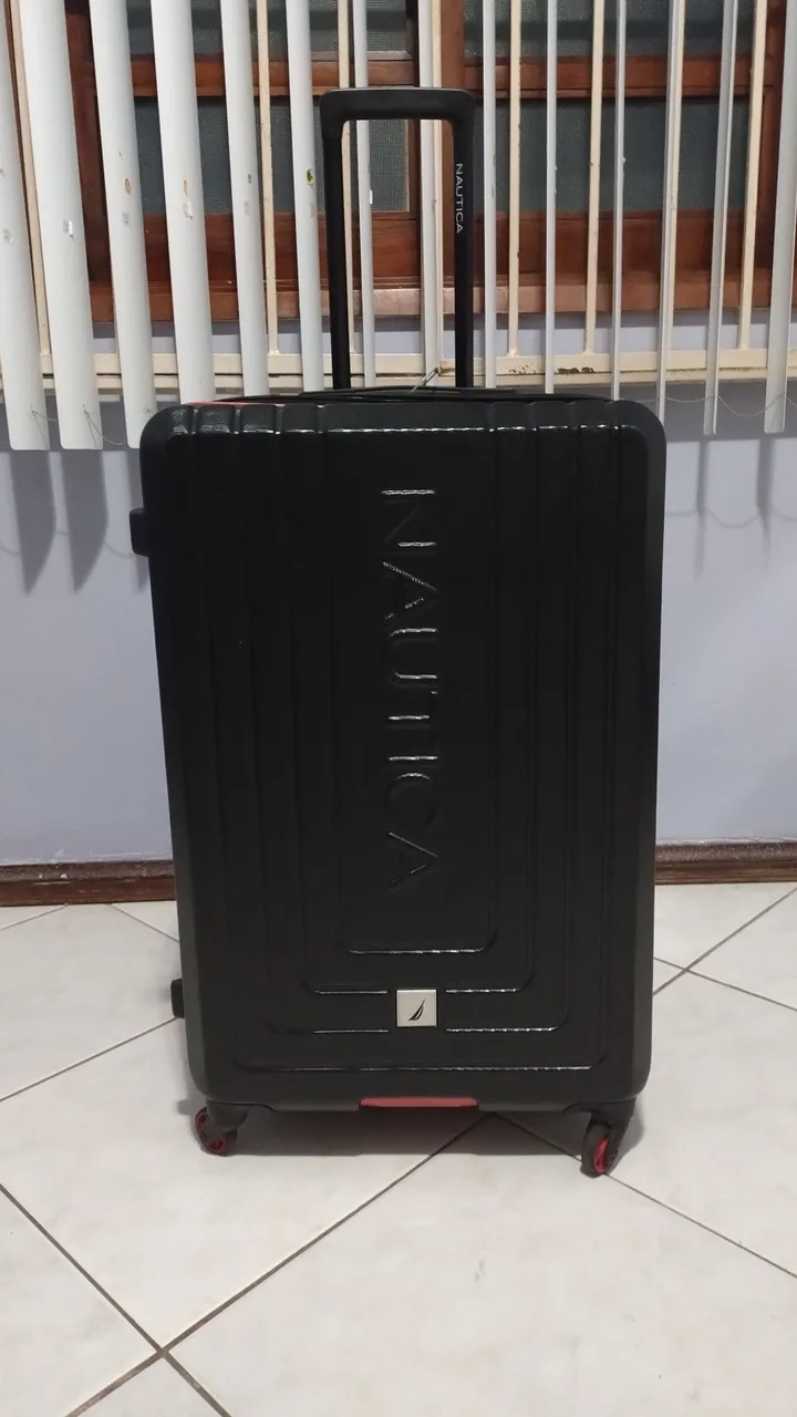 Mala de viagem Nautica preta rígida 23kg - estado de Nova
