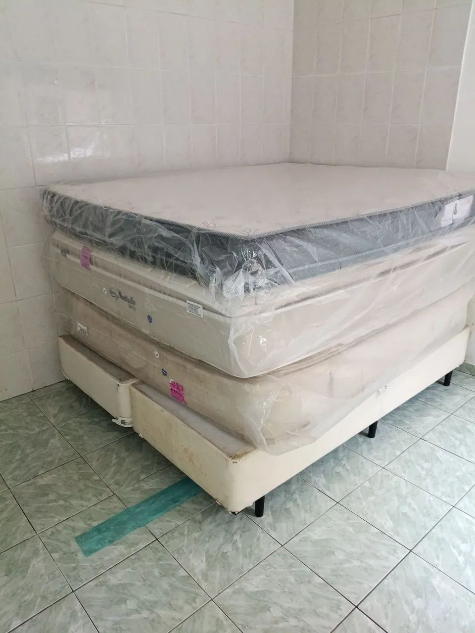 Colchões queen seminovos  - Foto 5