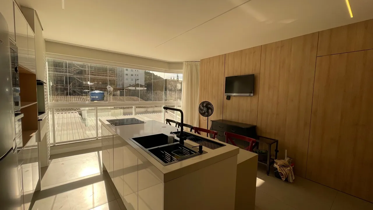 Apartamento em Cabeçudas mobiliado! 