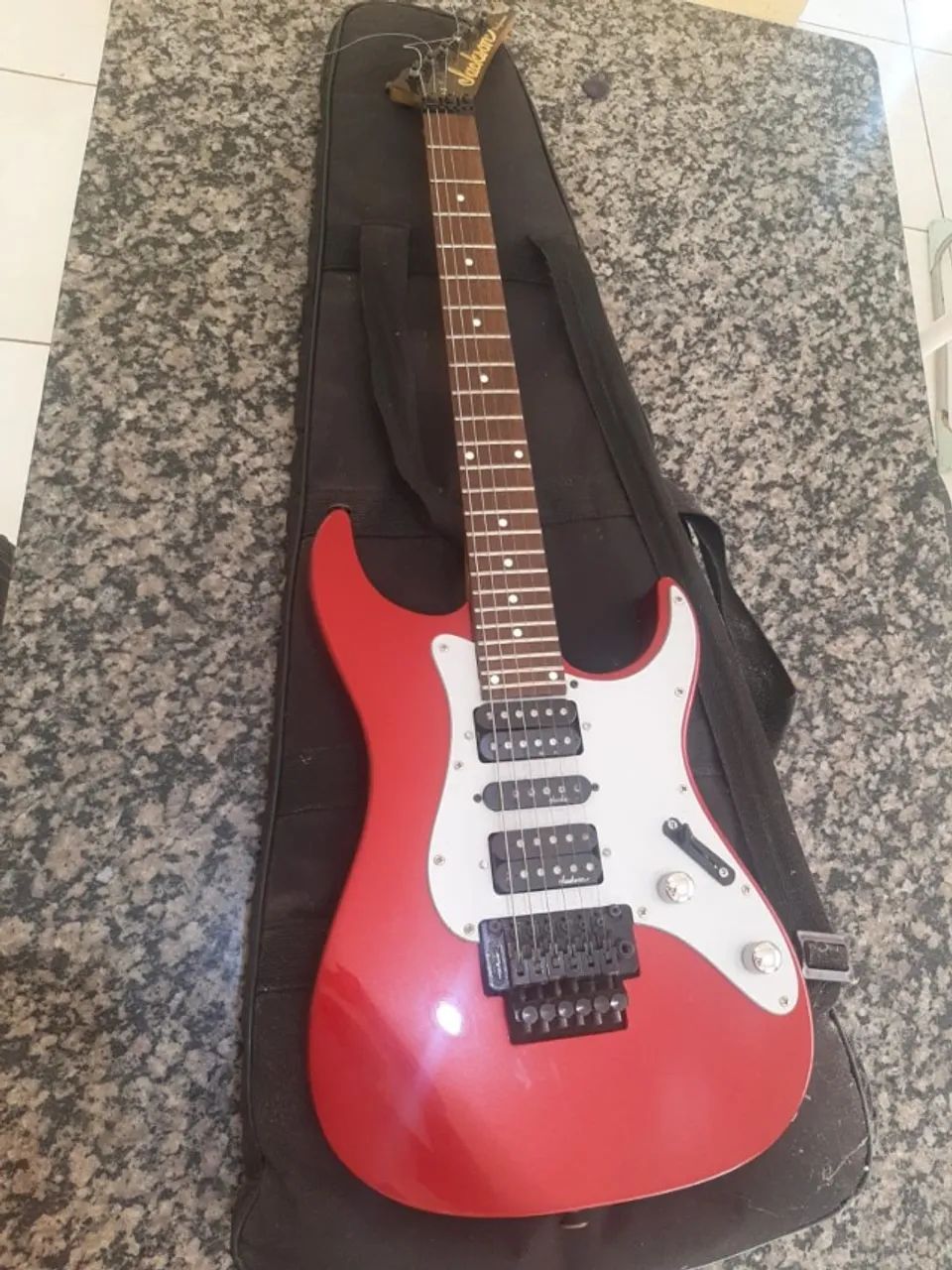 Guitarra Jackson PS-1 Performer