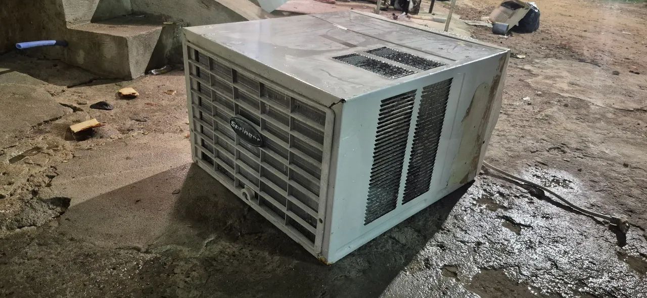 Ar Condicionado de Janela 12.000 - Foto 2
