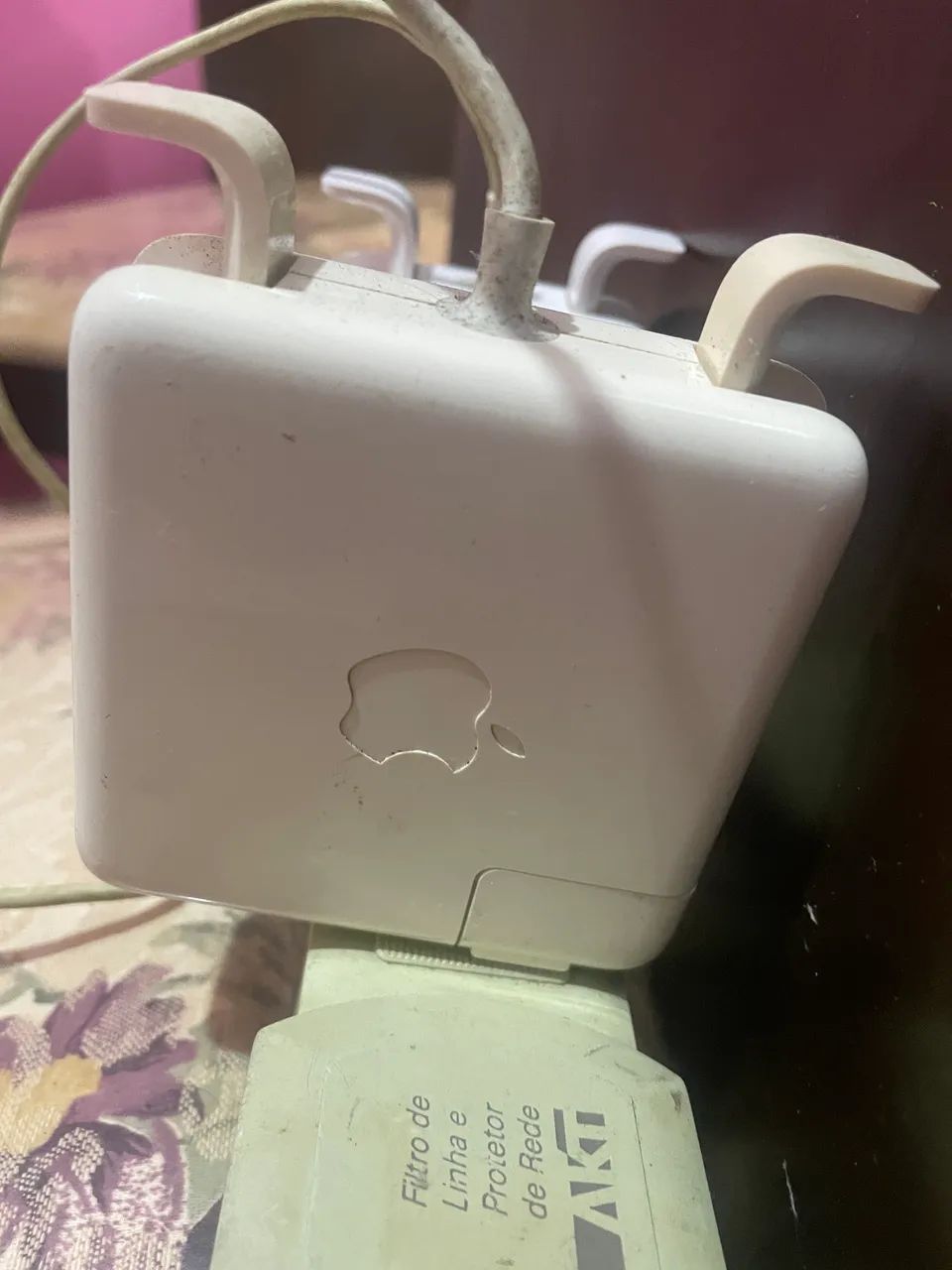 Vendo fonte do MacBook White 85 W - Foto 2