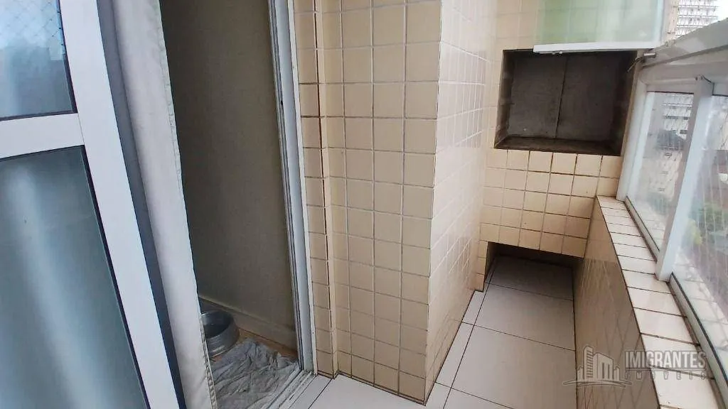 Apartamento à venda no Canto do Forte, em Praia Grande SP