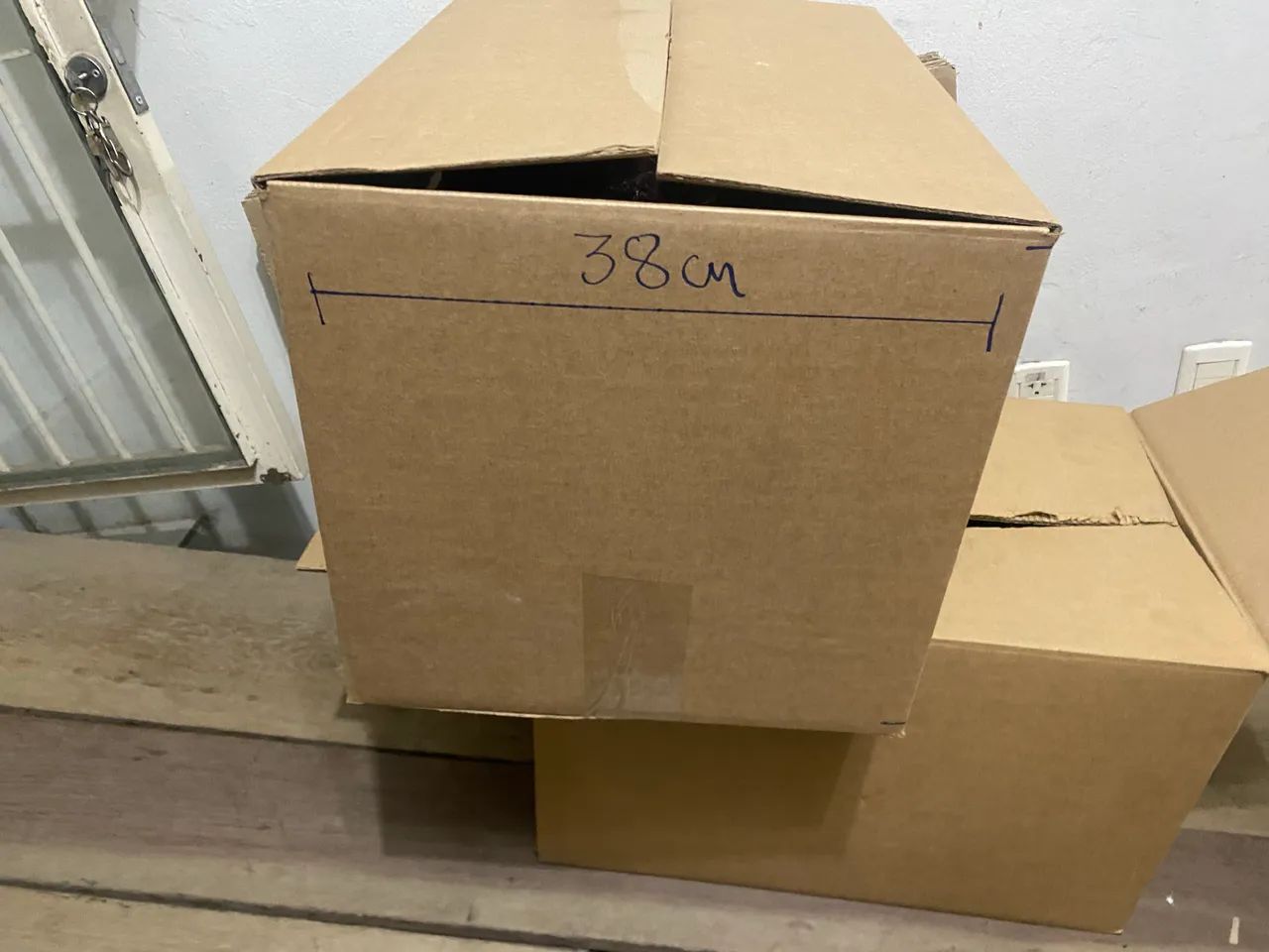 Caixa papelão Grande Muito reforçada 38x59x37 Altura  - Foto 2