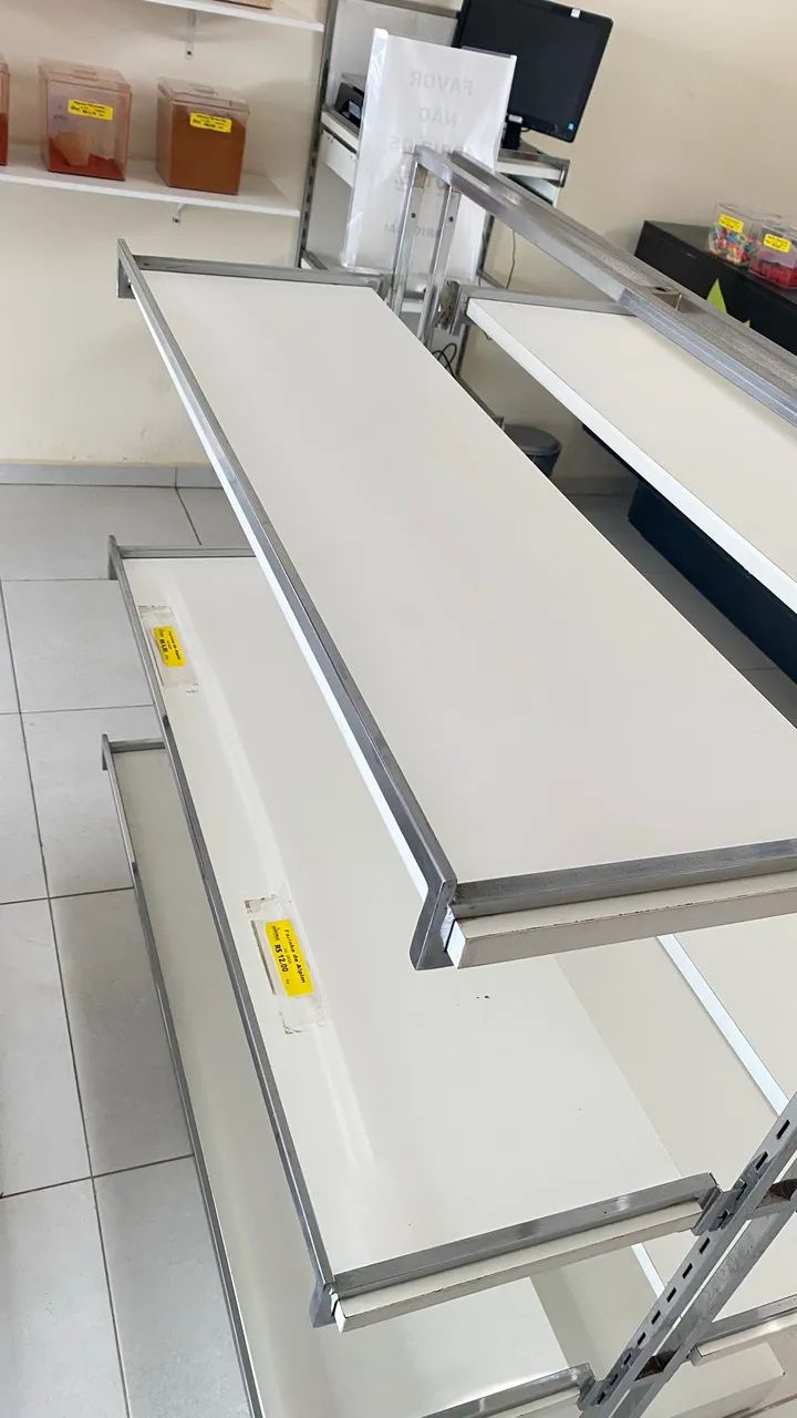 Vende-se prateleira - Foto 2