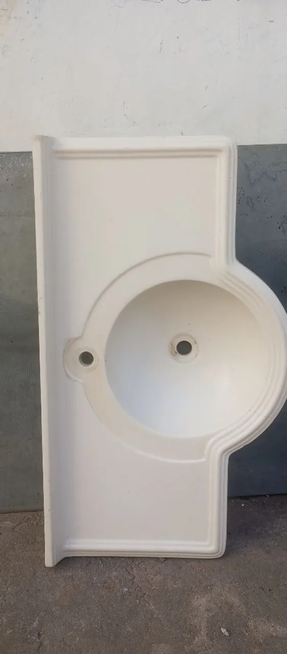 Bancada de banheiro em cerâmica