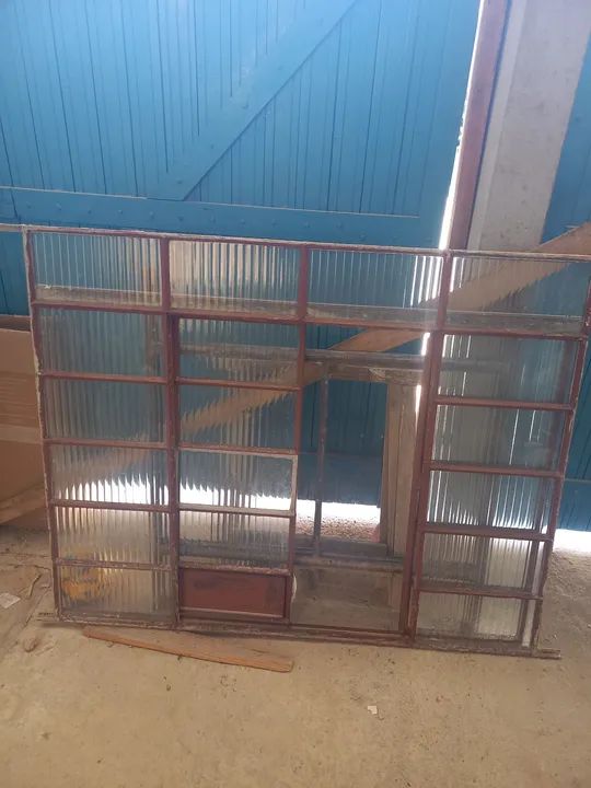 Janela de Vidro Antiga - Foto 4