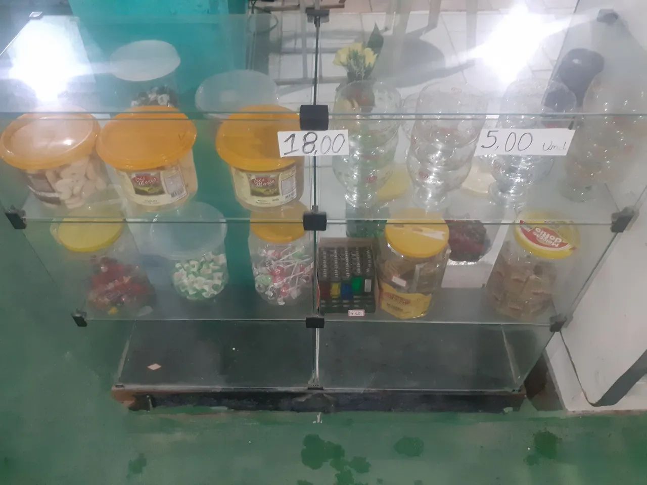 Expositor de Vidro para Comercio