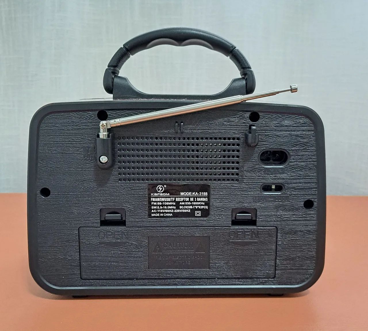 Rádio FM/AM Retrô Estilo Antigo Bivolt  - Foto 4