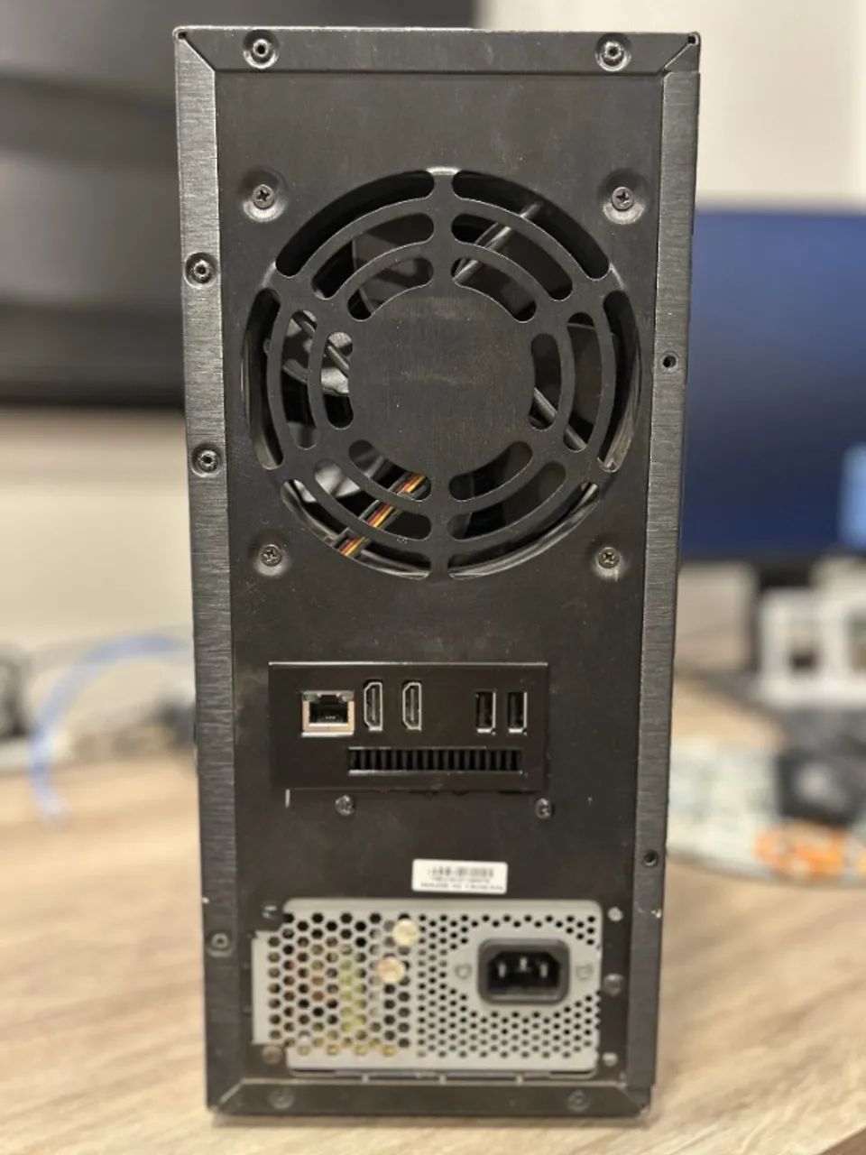 Storage NAS 8 Baias | 16Gb DDR3 | 10 TB | TRUENAS SCALE - Foto 4