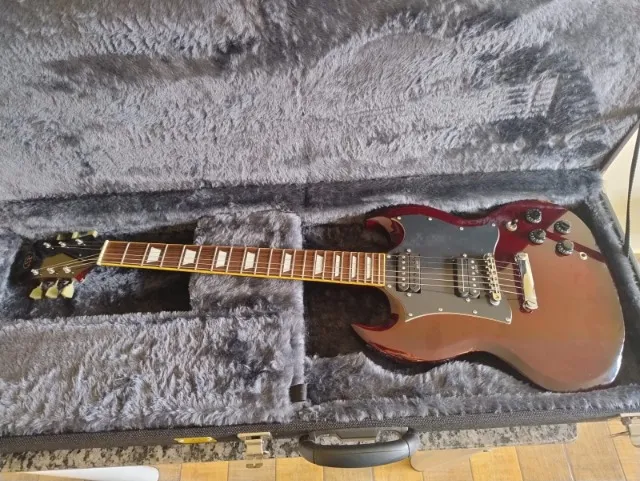 GUITARRA SG SX COM MALAGOLI E TARRAXA COM TRAVA