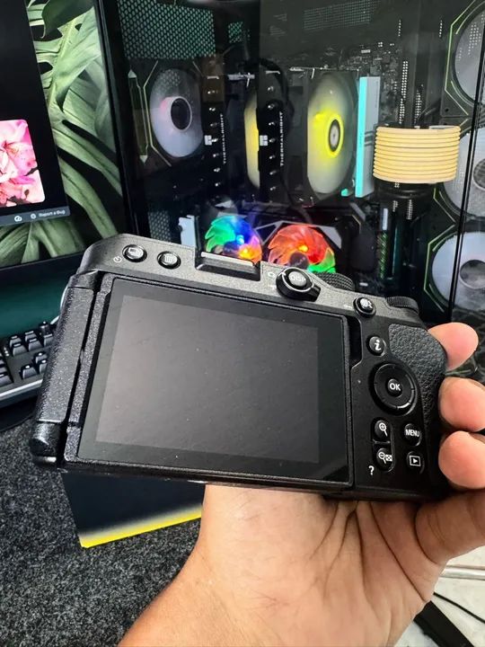 Câmera Nikon Z30 Mirrorless Em Ótimo Estado - Foto 4