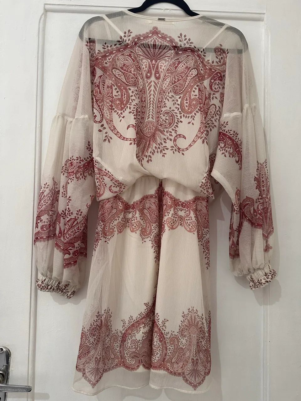 Vestido curto fresco e fluido - Foto 3