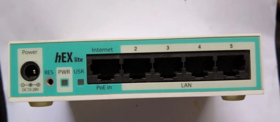 RB 750 R2 Mikrotik64739263406595122