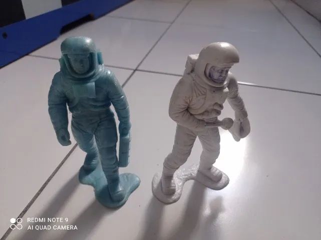 Bonecos miniatura - Foto 4