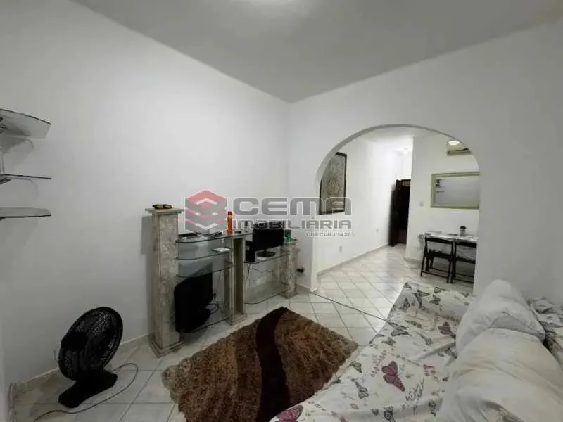 Apartamento - / Residencial / Centro