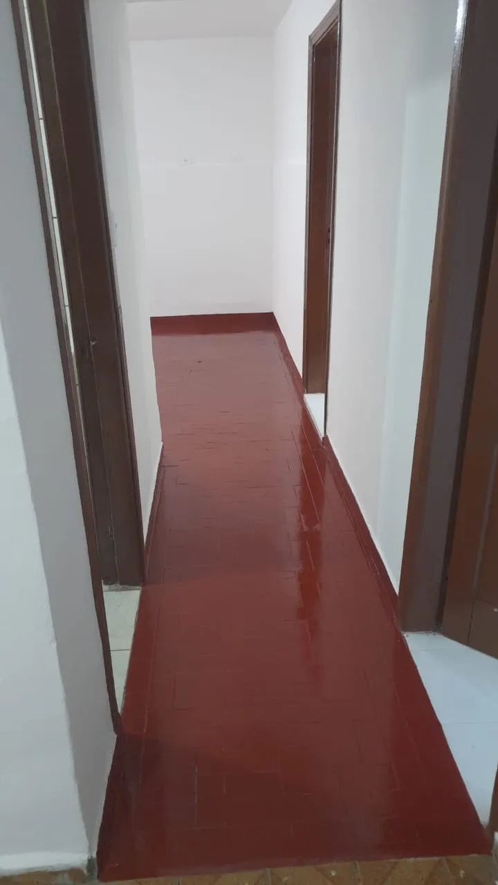 Quintal com 3 casas- Imóvel com 2 dorms, sala, cozinha, area de serviço e quintal - Foto 2
