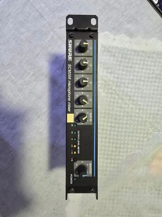 MIXER DE MICROFONE SHURE SCM268 - 4 CANAIS - Foto 4