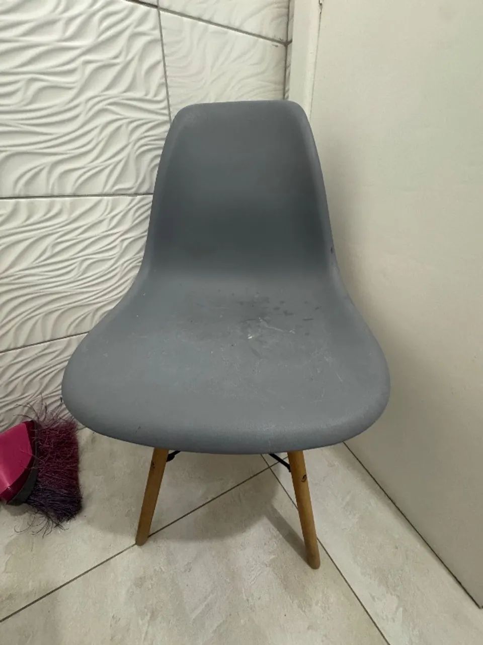 Chairs64994316757634122