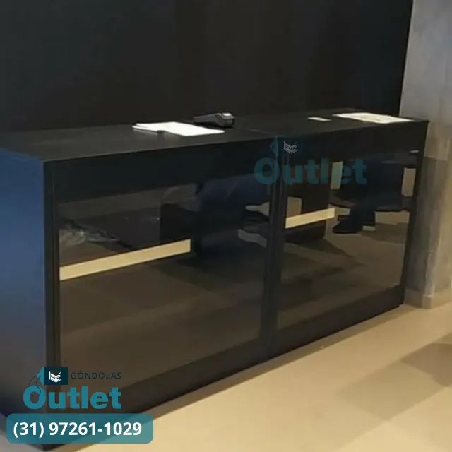 Balcão Preto para Lojas de Automóveis 