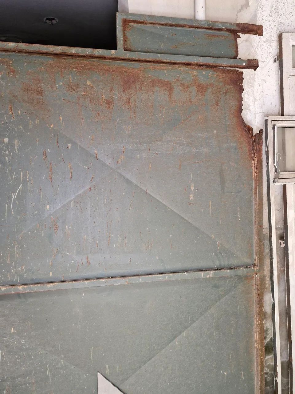 portão ferro 2,07 alt/1,45 largura64319185333251121