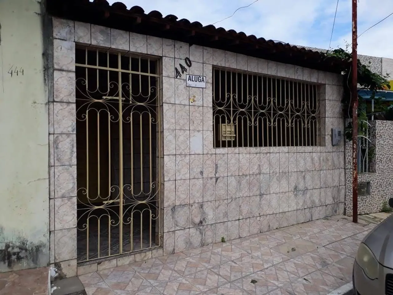 Vende-se casa no bugio
