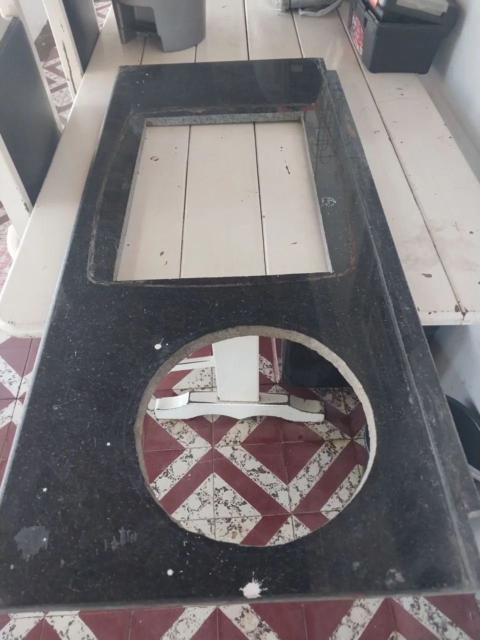 Bancada mármore preto verde Ubatuba para fogão Cooktop 4 bocas e lixeira de embutir.  - Foto 2