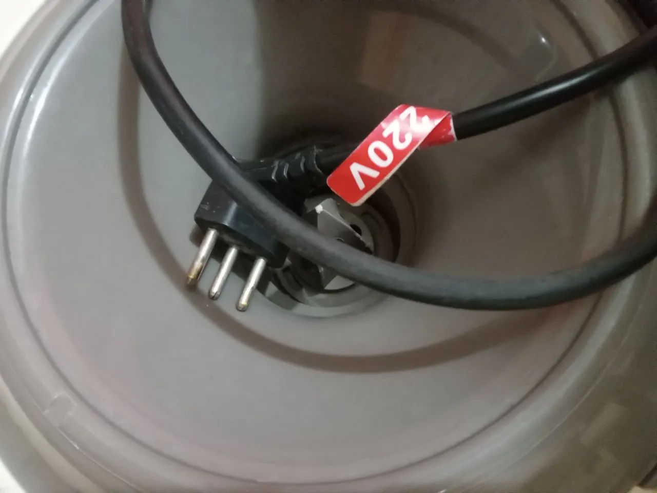 Geladeira Esmaltec Gelágua - Foto 4