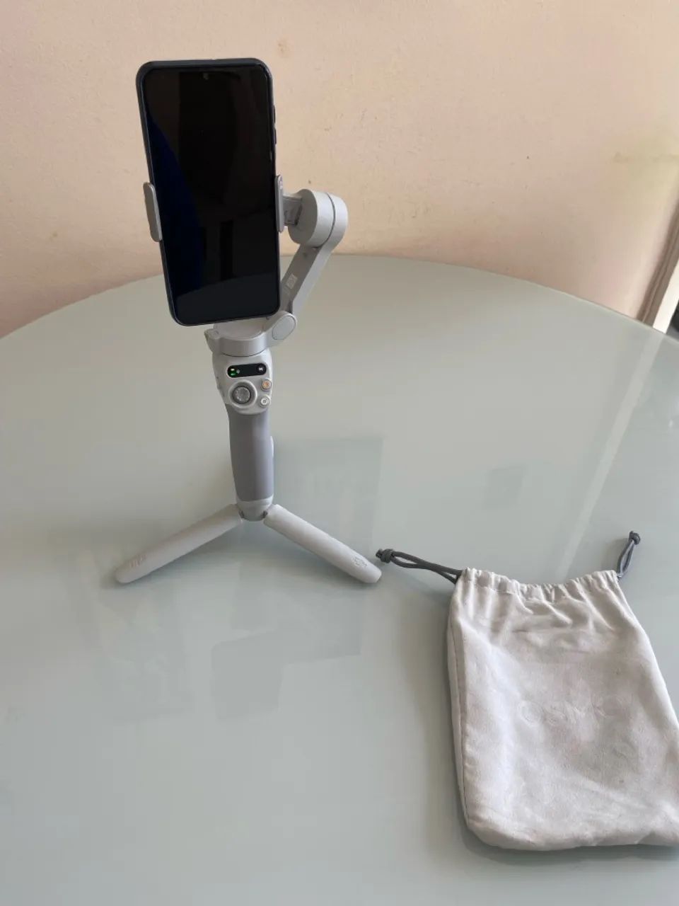 Estabilizador DJI OSMO com Tripé e Bolsa