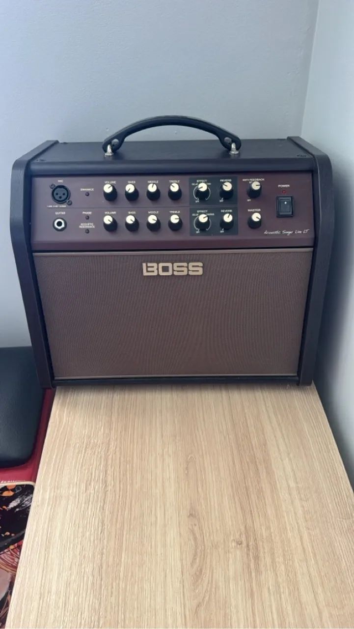 Amplificador Boss Acoustic Singer Live