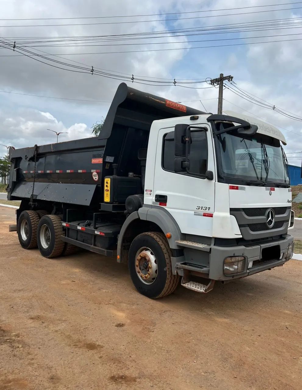 Caminhão  mb AXOR  3131  6x4  Caçamba  