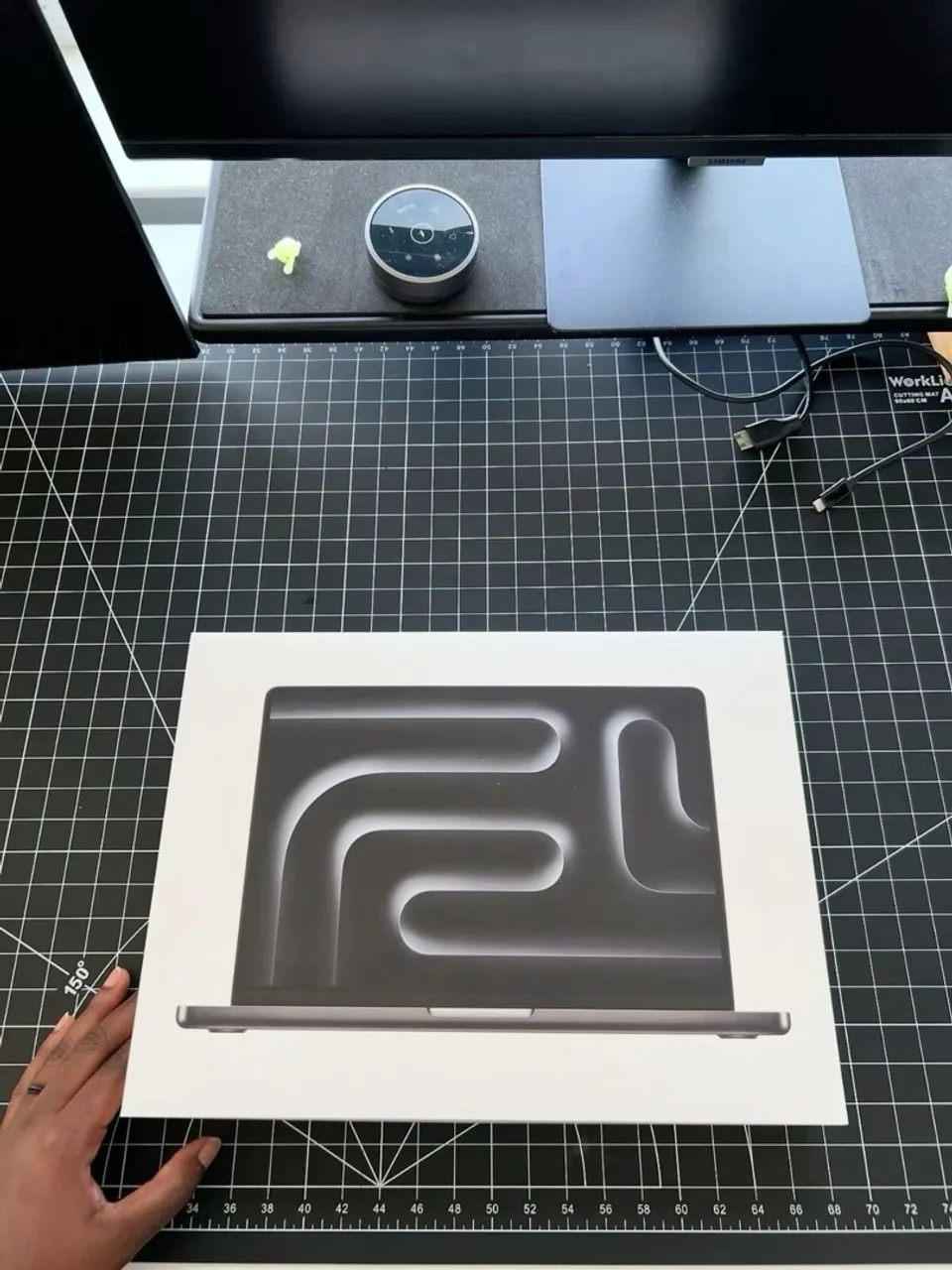 MACBOOK PRO M3 | 16GB | 1TB SSD