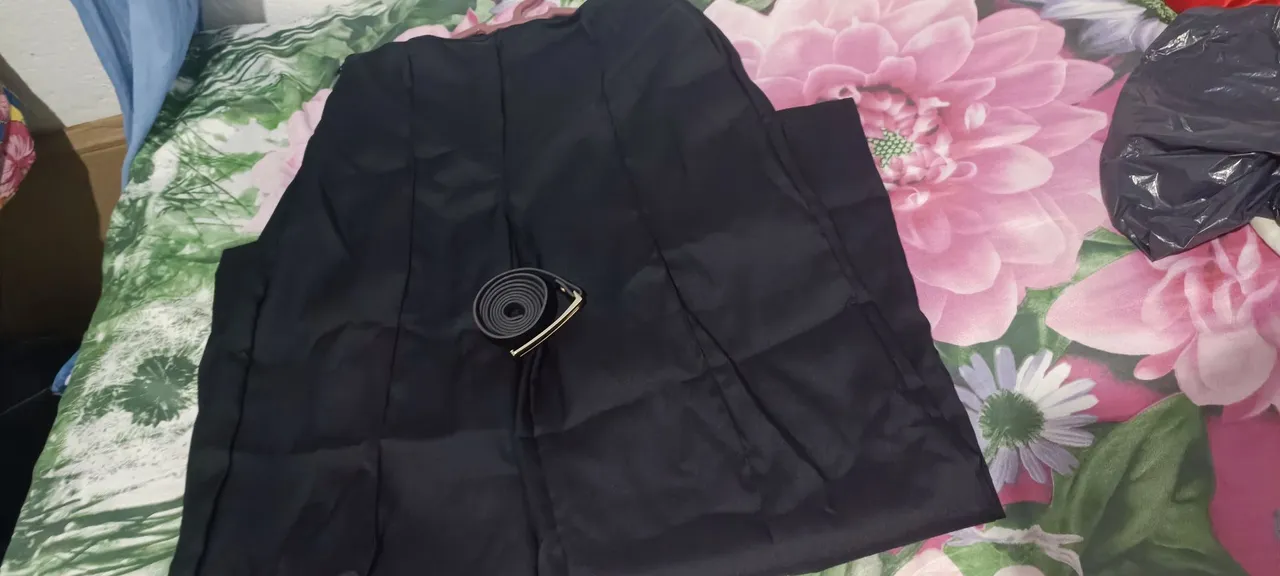 Calça Preta de Sarja