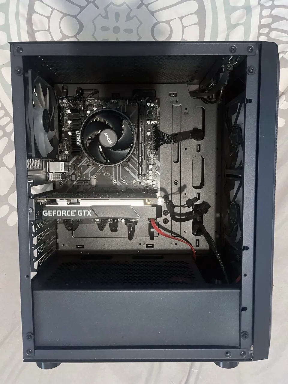 Gaming PC / Desktop - Ryzen 5 + GTX 1650 - 16GB RAM