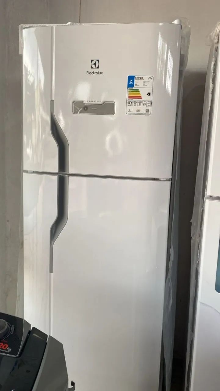 Geladeira Electrolux 371 litros