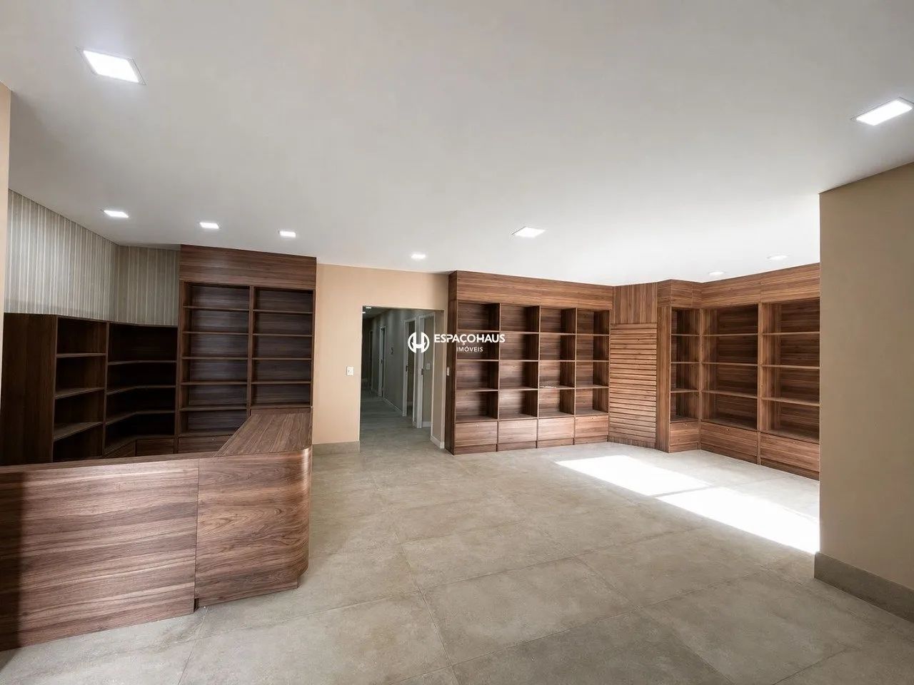 Prédio Comercial para venda e Locação, Com 20 salas , Vila Vitoria em Indaiatuba/ SP - Foto 3