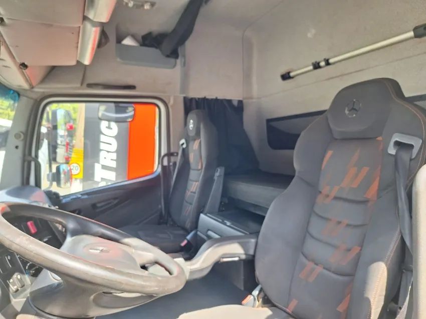 Mercedes Benz Axor 2544 6x2 21/21. - Foto 12