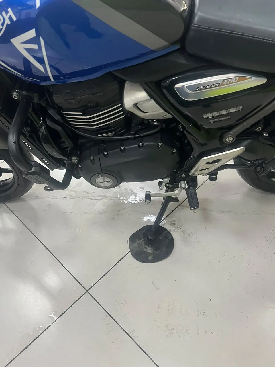 TRIUMPH SPEED 400 - Foto 3