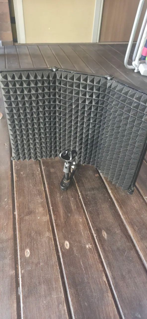 Vocal Booth Vedo