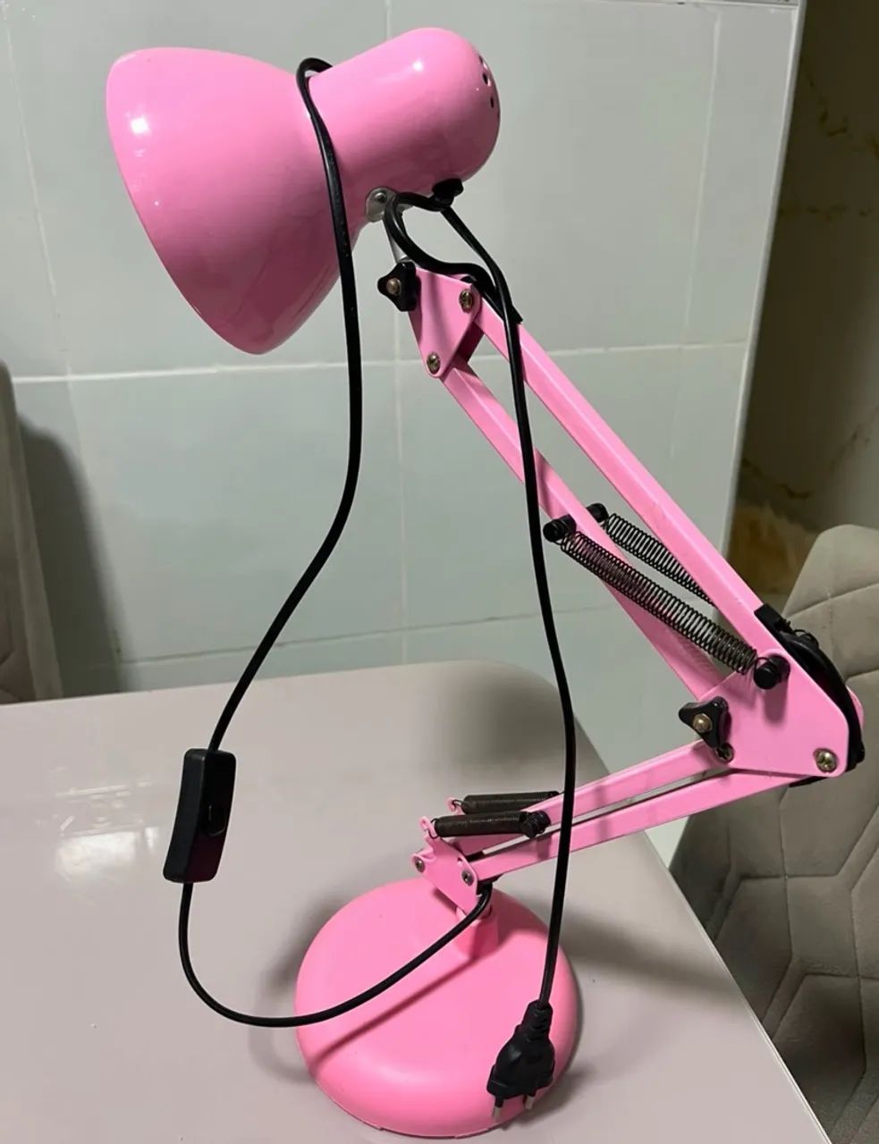 Luminária rosa de mesa  - Foto 2
