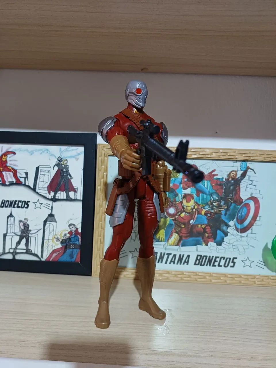 Pistoleiro 30cm original marca Hasbro 
