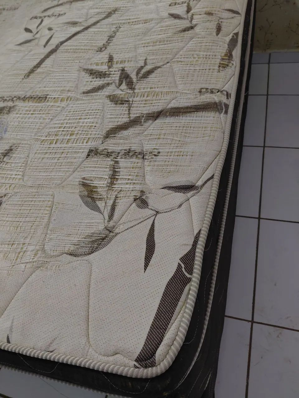 Vendo cama casal 1,58 cm - Foto 5