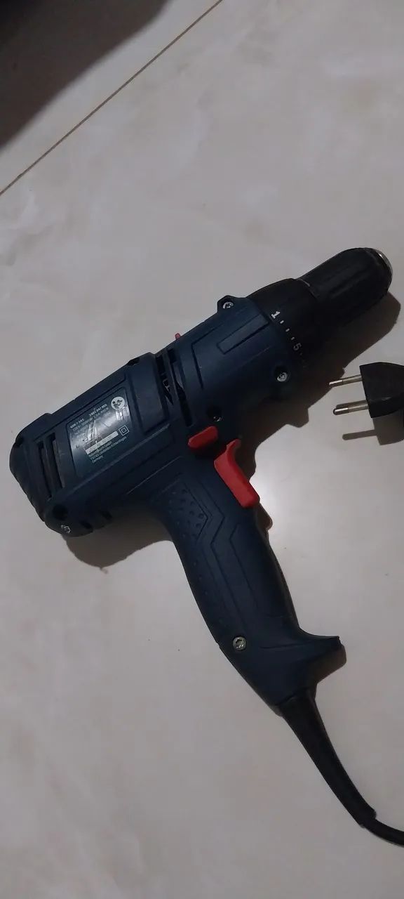 Furadeira e parafusadeira BOSH65580431264002121